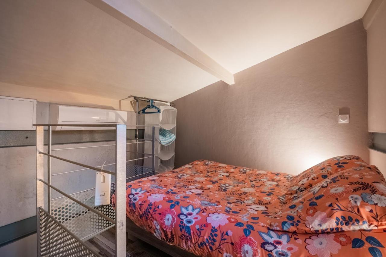 Studio En Duplex-Aircon-Terrasse-Parking-Calme بوردو المظهر الخارجي الصورة